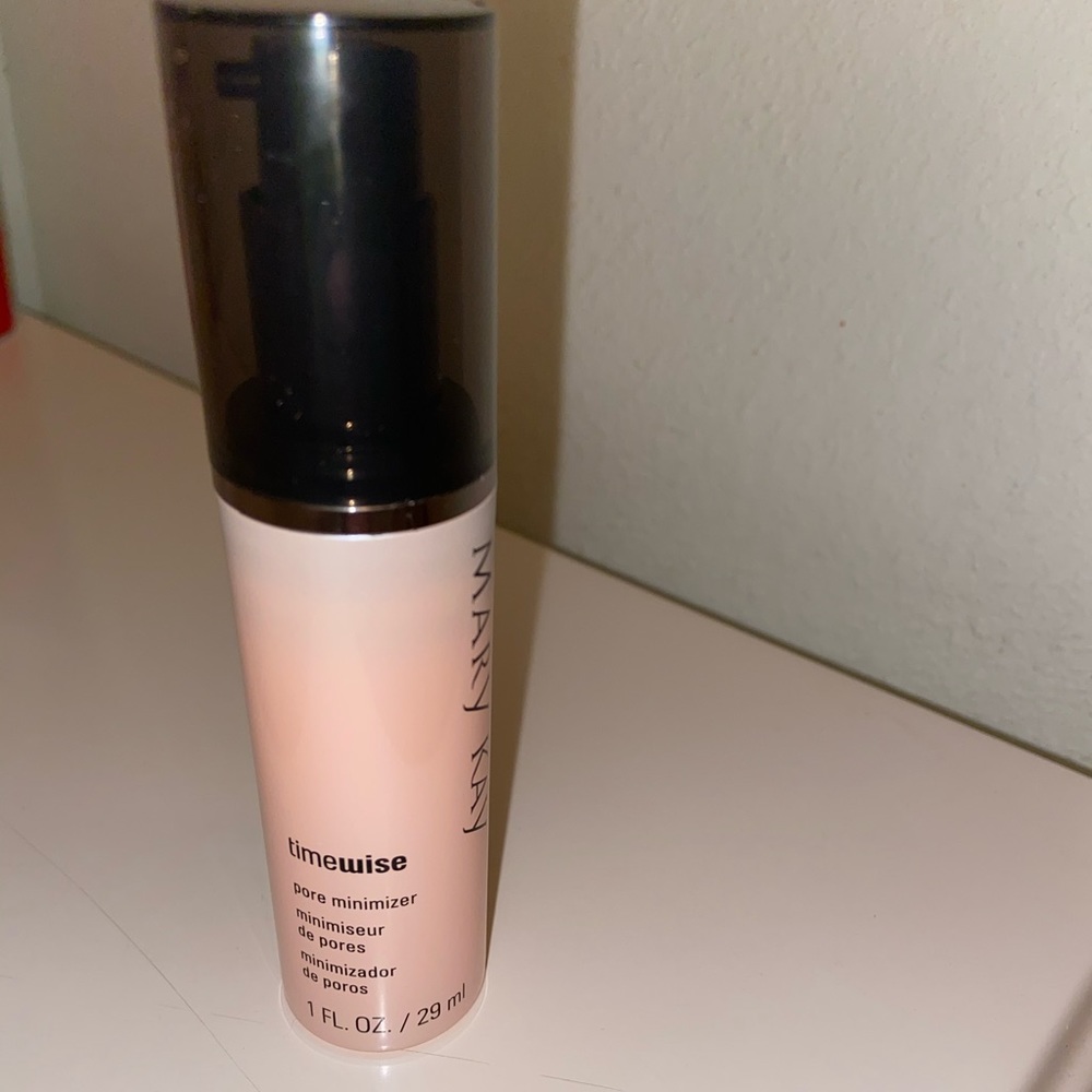 Mary Kay Pore Minimizer